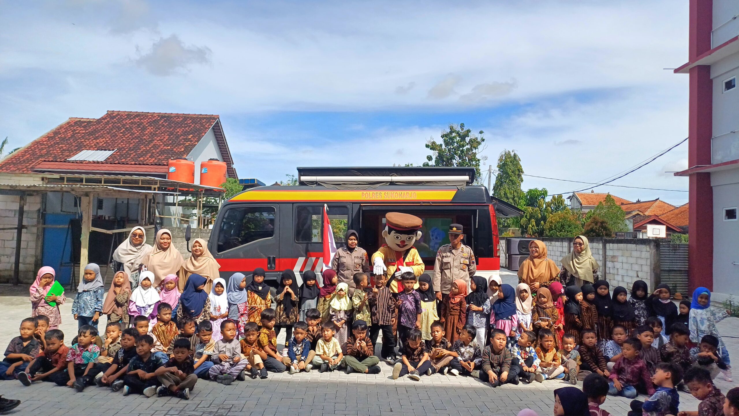 Semangat Kartini, Cegah Bullying Sejak Dini!
